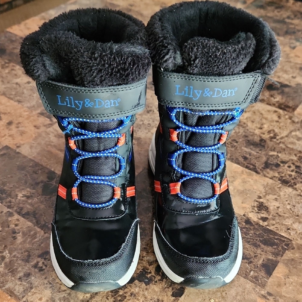 Lily & Dan Black Winter Boots with Blue Accents